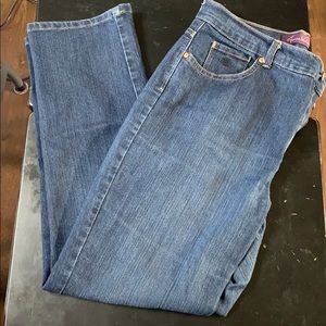 Gloria Vanderbilt jeans